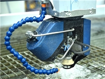 Brembana Aquatec: 3- and 5-axis hydro-abrasive waterjet cutting system Brembana Aquatec: 3- and 5-axis hydro-abrasive waterjet cutting system