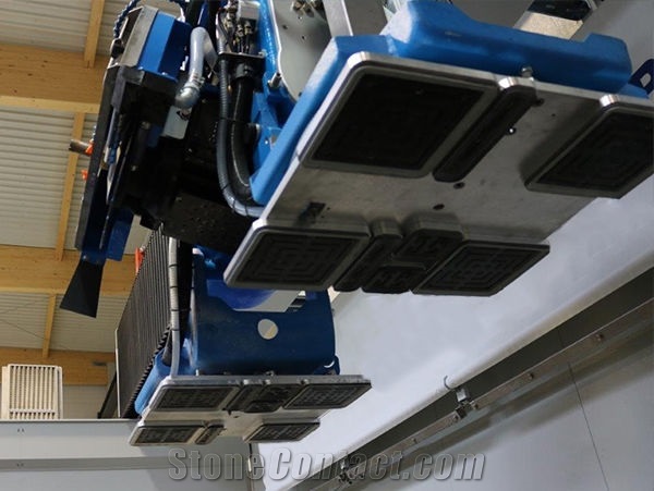 Brembana Sprint Numerically Controlled 5 interpolated-axis bridge saw machine