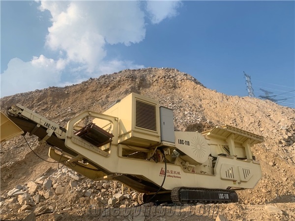 Mobile jaw crusher 