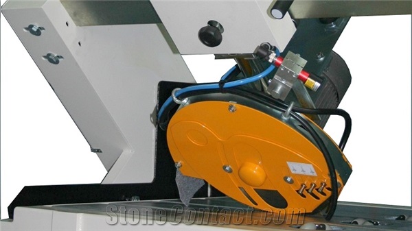 Automatic bench saw TFR A Motorized Stone Saw for Large Slabs
