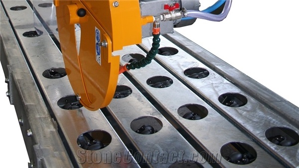 Automatic bench saw TFR A Motorized Stone Saw for Large Slabs