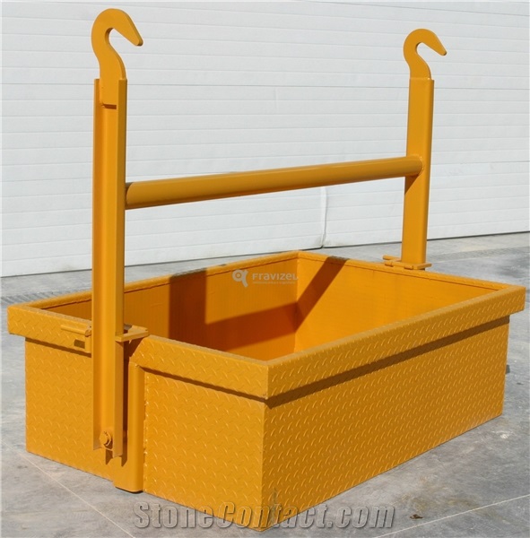BOX 1M3 WITH UPPER ATTACHMENT