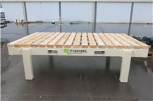 CUTTING TABLE