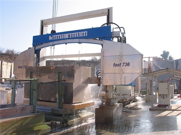 Benetti Fast 736 Diamond belt saw for trimming of blocks