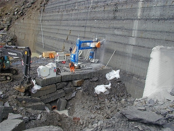 Benetti Tunnel Jet Belt 940 Diamond Belt Chain Saw Machine