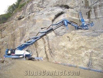 Perfora Skyline Hydraulic drilling application for crane TCM Mod. RTC 70/4