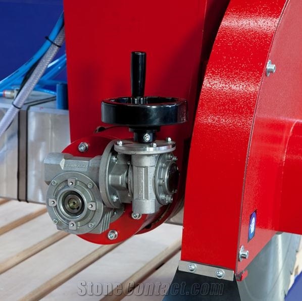 ENZO 650S FULL AUTOMATIC BRIDGE CNC MACHINE AT 5 INTERPOLATED AXES