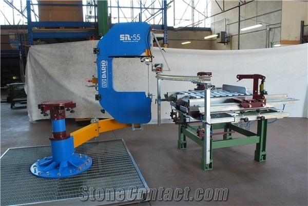 Robotic SET 600 diamond wire saw shaped and curved stones