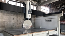 OZKKM 5 Axis / FORNAX 900 Monoblock CNC Bridge Cutting Machine
