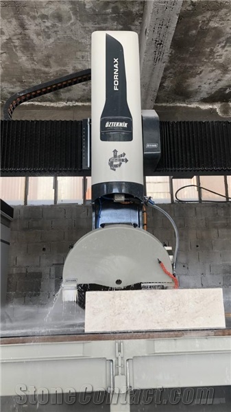 OZKKM 5 Axis / FORNAX 900 Monoblock CNC Bridge Cutting Machine