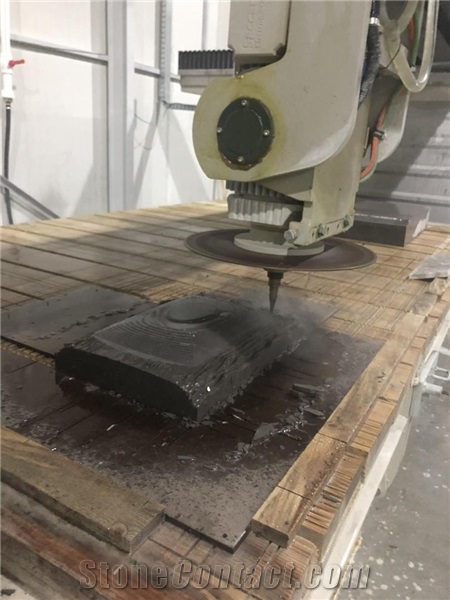 OZKKM CRUX 625 5-Axis CNC Monoblock Bridge Saw Machine