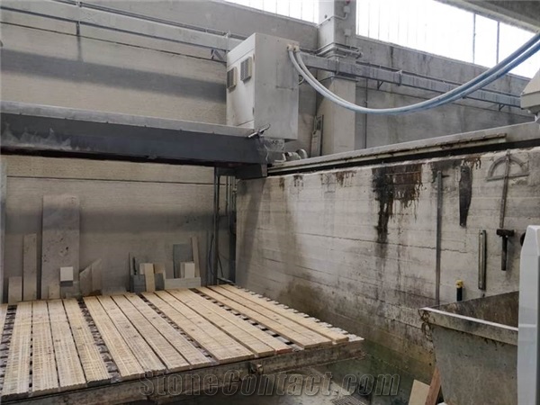 Used BISSO Bridge Saw Machine Ref. FP3897