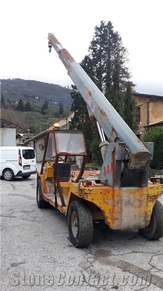 Used Mobile Crane Omar 9 Ton Container Loader