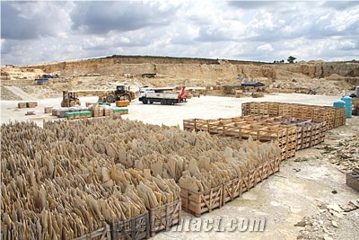 Solnhofener Stone Quarry Flagstone Slabs, Solnhofen Stone Beige Limestone Flagstone