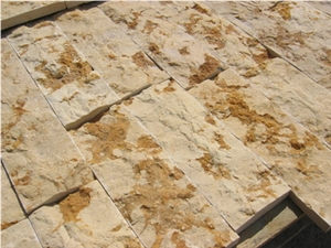 Giallo Atlantide Cloven Stone, Split Face Limestone Tiles