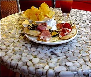 White Riverstone Table Top White Riverstone Table Top