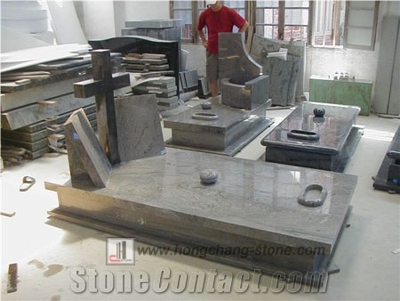 Grey Grabnite Cross Tombstone