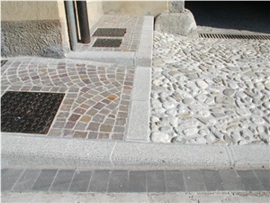 Curbstones, Decorative and Rounded-off Elements