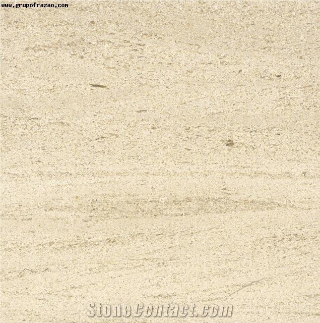 Moca Creme Classico Long Cut