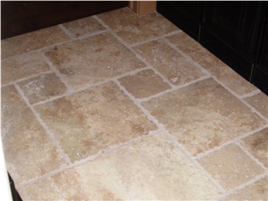 Ivory Blend Versaille Pattern