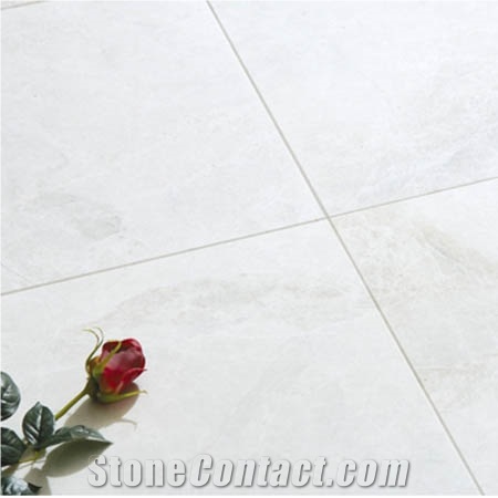 Vanilla Ice Travertine Polished Floor Tile