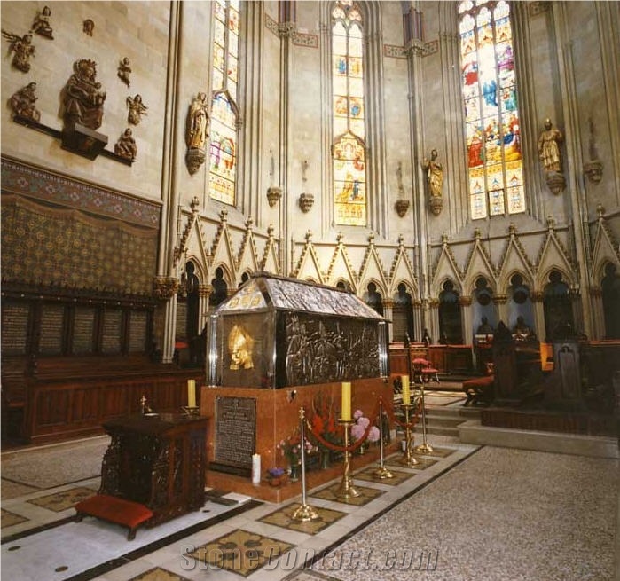 Project -tomb - Cardinal A. Stepinac