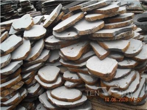 China Black Basalt Flagstone China Black Basalt Flagstone