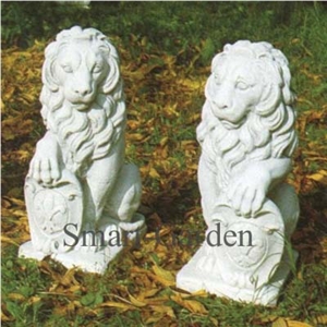 White Marble Lion Sculpture