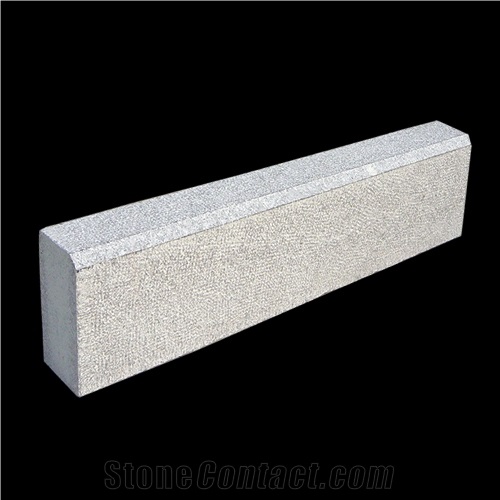 G341 Granite Kerbstone