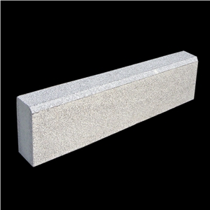 G341 Granite Kerbstone