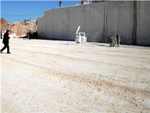 Kanfanar Limestone Blocks, Croatia Beige Limestone