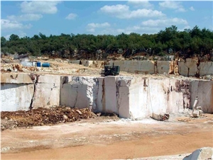 Kirmenjak Limestone Blocks, Own Quarry