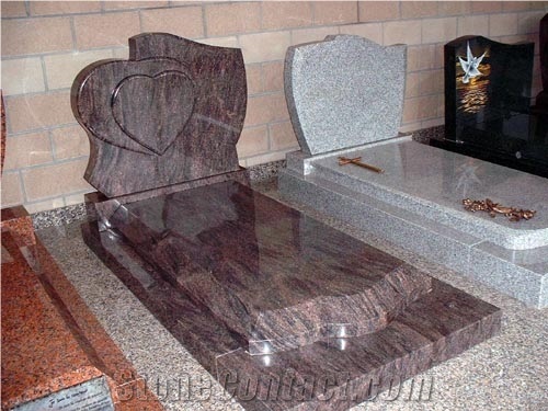 Paradiso Granite Heart Monument