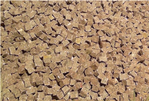 Yellow Rust Granite Cubestone