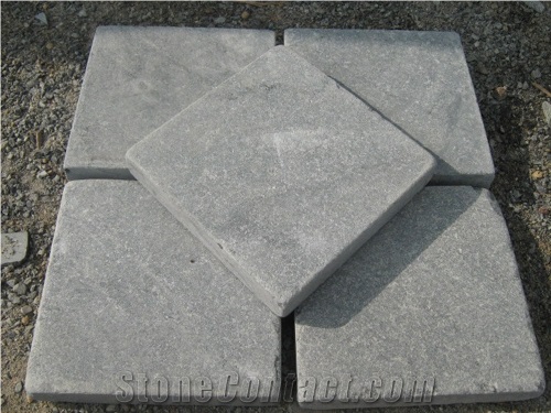 Vietnam Blue Stone Tumbled Paving Tile