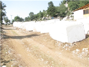 Mezi White Marble Block