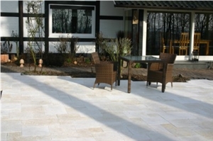 Antique Yellow Travertine Floor Covering