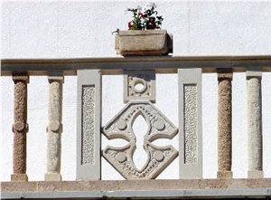 Balustrade in Natural Stone
