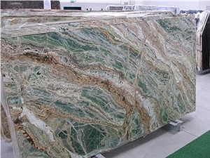 Onix Smeraldo Slabs & Tiles