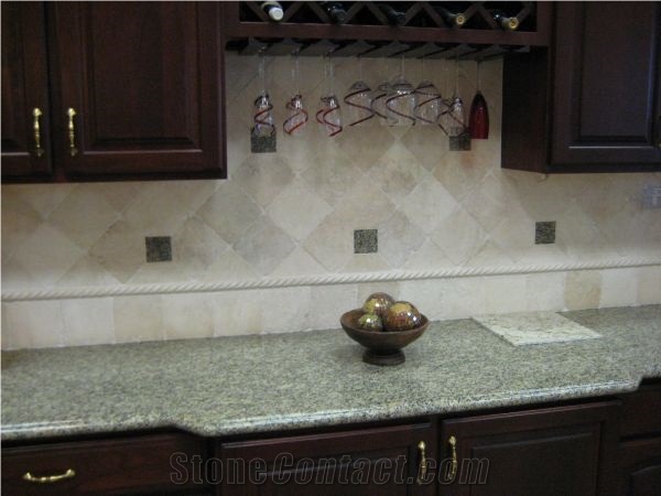 Backsplash Tumbled Ivory Light Travertine, Beige Travertine