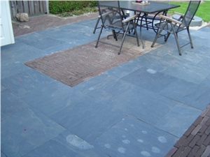 China Black Slate Floor Tile