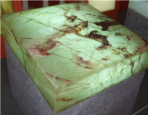 Onyx Laminated Glass Tile