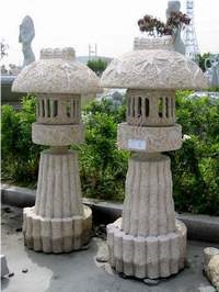 Sunset Gold Granite Garden Lantern / Lamp