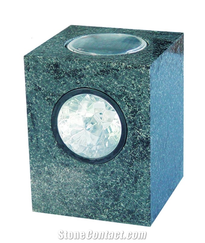 Green Granite Garden Solar Light