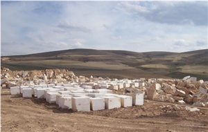 Ivory Cream Travertine Blocks