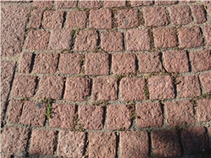 Red Binh Dinh Granite Cube