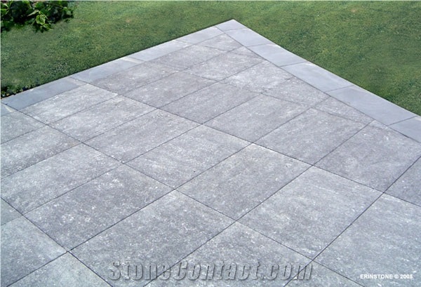 Bluestone Flammed Paving