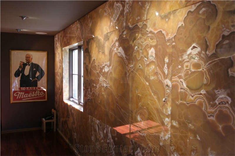 Nuvolato Onyx Wall Tile