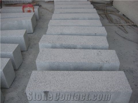 Kerbstone