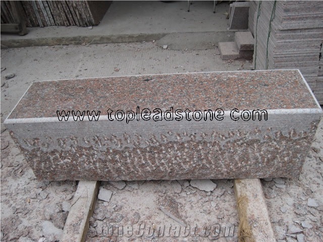 Maple Red Granite Palisade